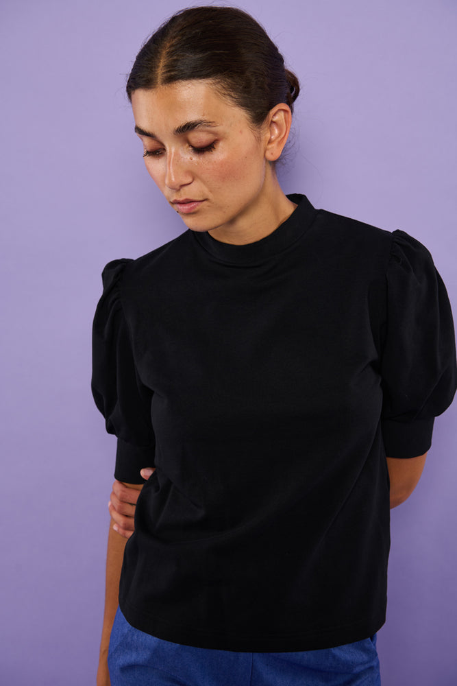 Sophia Lee Magda Puff Blouse / Black organic